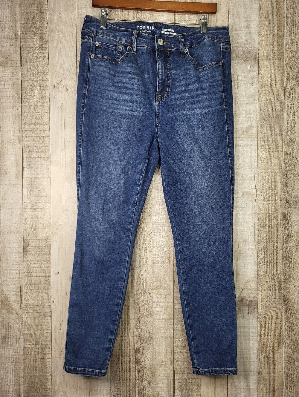 Torrid Blue Stretch Skinny Jeans - Trio Fit Limitless. Size 10-14